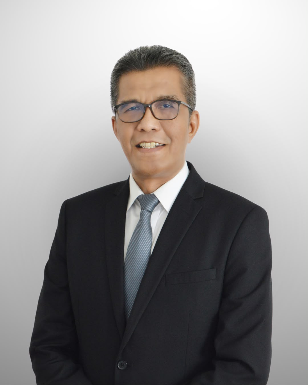 YUDHI YANUAR