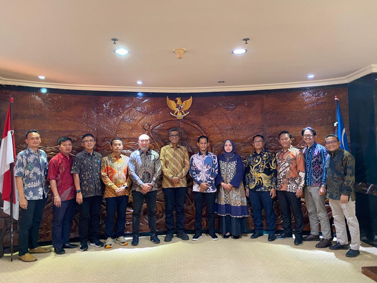 Serah Terima Jabatan Direksi PT Jembatan Nusantara